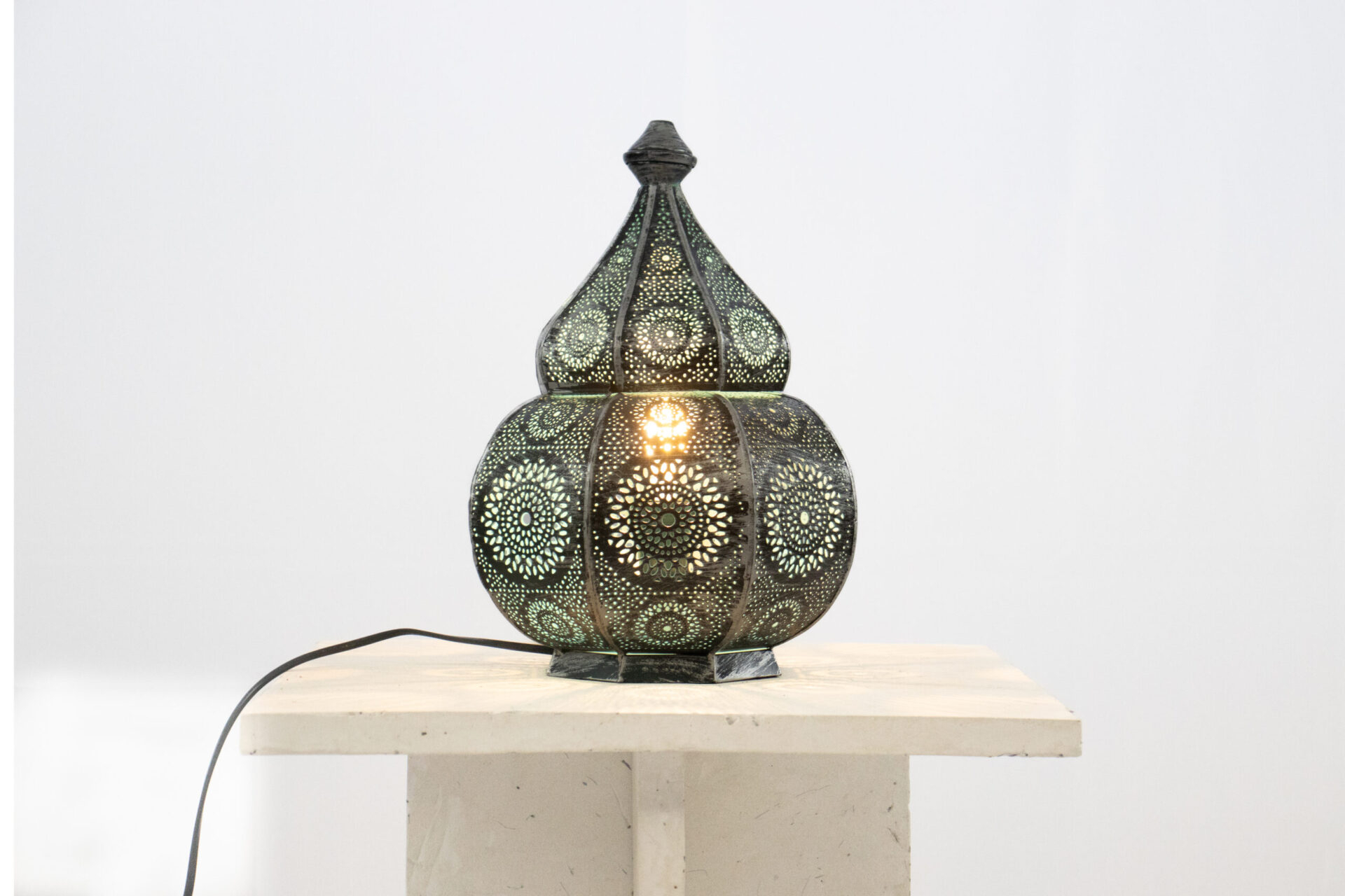 Abajur Prata com Azul em Ferro 36 cm